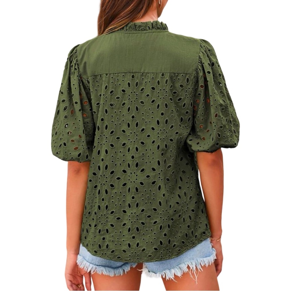 NWOT Pretty Garden Eyelet Blouse - Picture 4 of 11